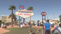 Entre homenajes y turistas, Las Vegas comienza a volver a la normalidad