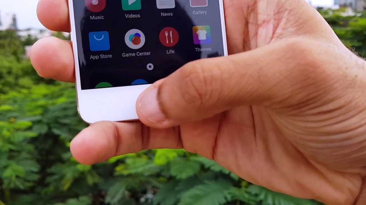 Meizu Pro 7 (Dual Display _ Dual Camera _ P25) - Unboxing & Hands On!-dI_XujCKS3U