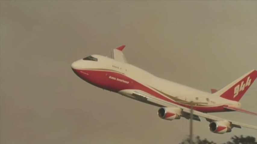 Boeing 747-400 Global Super Tanker