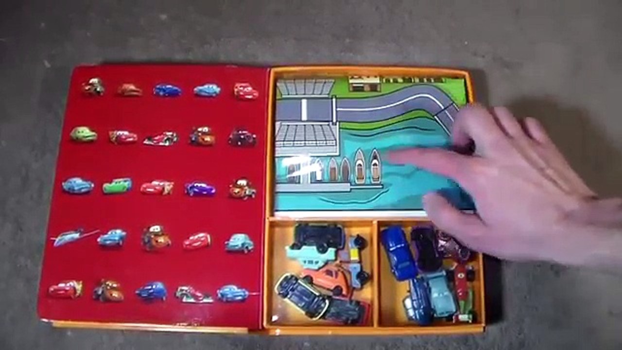 Cars 2 Lightning McQueen Mater Complete Activity set 12 Disney Figures Radiator Springs