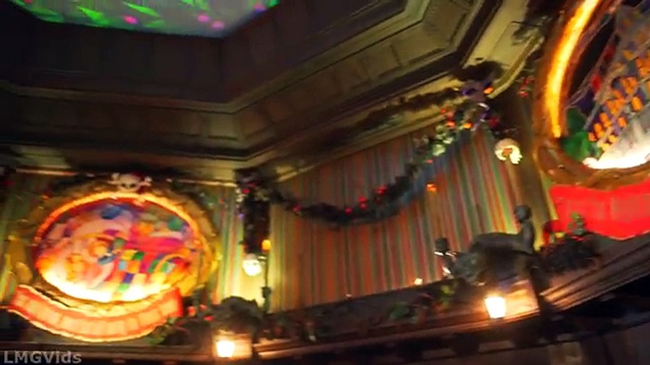 [4k] Haunted Mansion Holiday 2016 (Amazing Low Light) Disneyland park Complete Ride Through POV