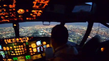 Landing In Mexico City - seen from cabin B737