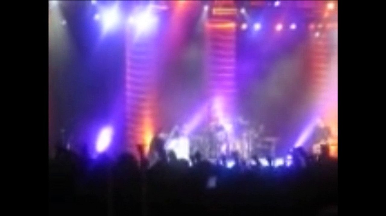 Muse - Feeling Good, Hong Kong AsiaWorld-Expo, 03/03/2007