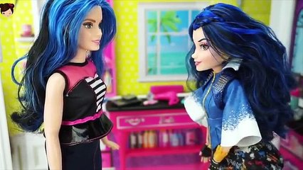 Frozen Anna se Alisa el Cabello en la Peluqueria de Rapunzel + Elsa con el Pelo Marron?