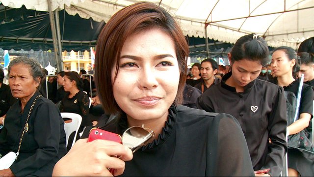 Thailand: Thousands queue to pay last respects to late King Bhumibol