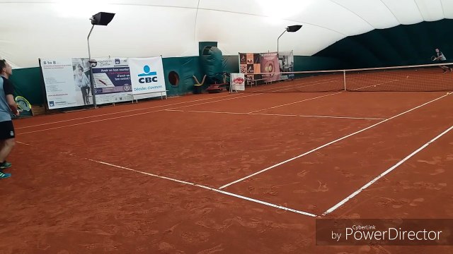 SC Charleroi: Gaëtan Hendrickx et Nicolas Penneteau s'affrontent au tennis lors du teambuilding à Nivelles - 4/10/2017