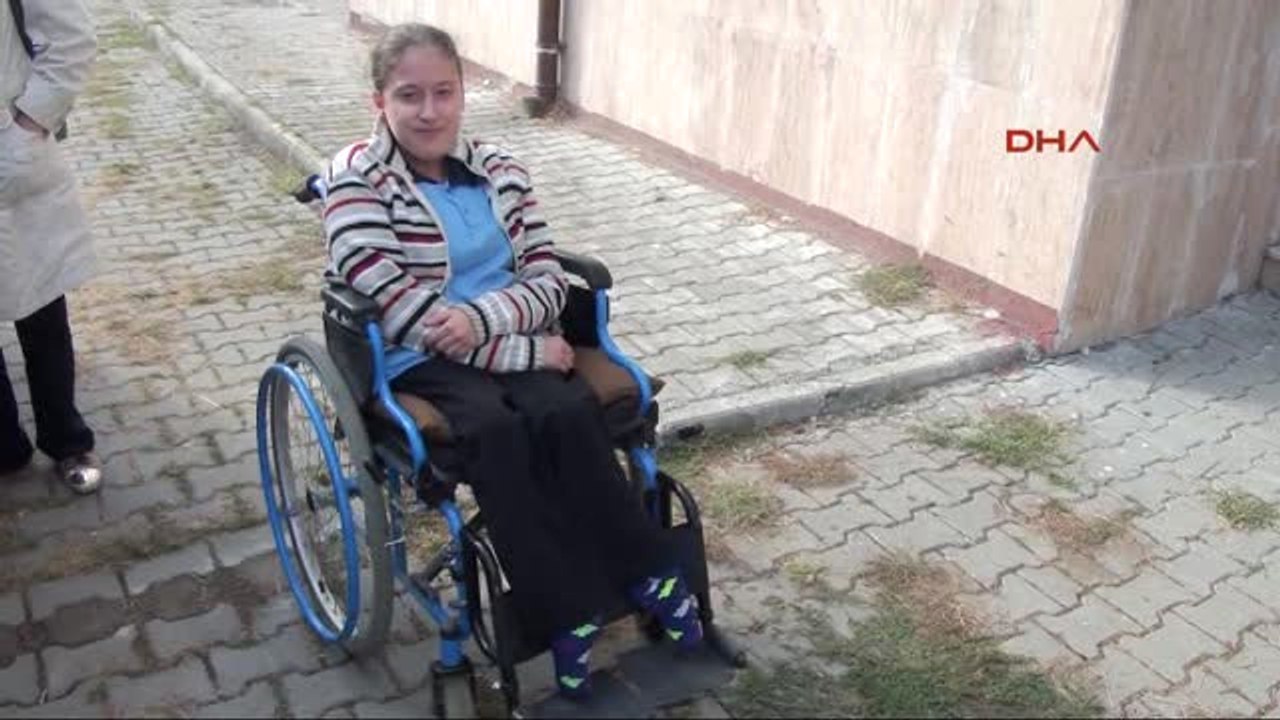 Zonguldak Liseli Engelli Tuana'ya Özel Halk Otobüsü