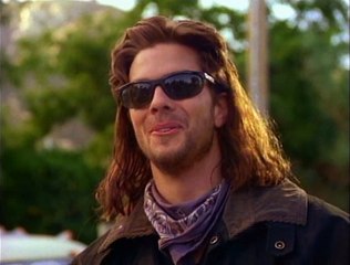 Renegade 1x15 Two Renos