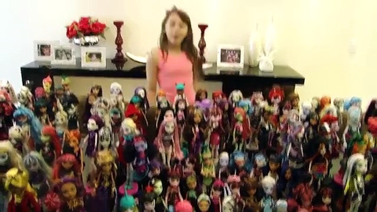 Duda Guedes Pergunta e Duda Monster High Responde