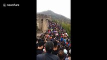 Holiday chaos: Tourists at a standstill on China's Great Wall