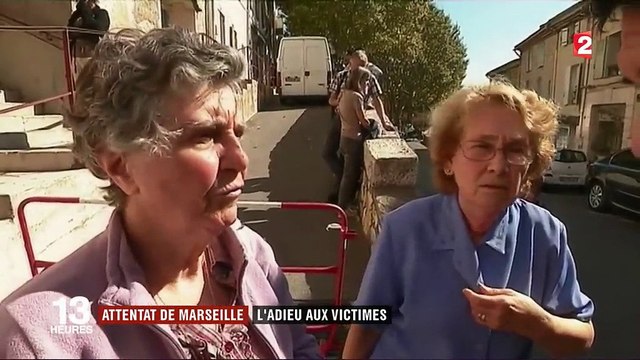 Attaque au couteau à Marseille : la mère d'une des victimes délivre un message d'amour et de paix lors des obsèques