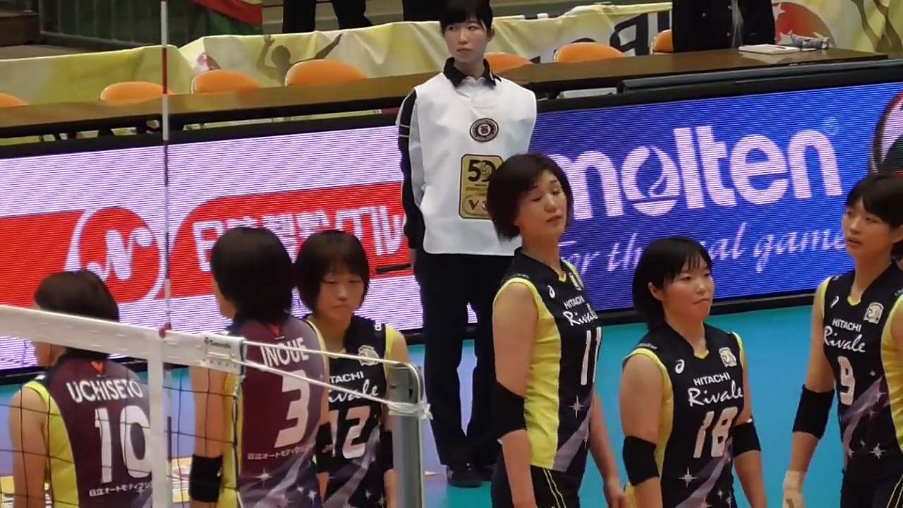 激闘の末,JTの勝利。勝利を決めた直後JTの選手達は涙。そして堪えてたメグも涙。ファイナル６　2017/3/5