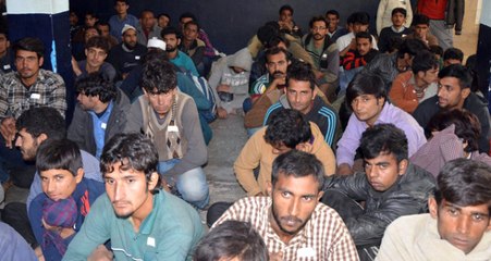 Yolcu Otobüsünde 139 Kaçak Göçmen Yakalandı