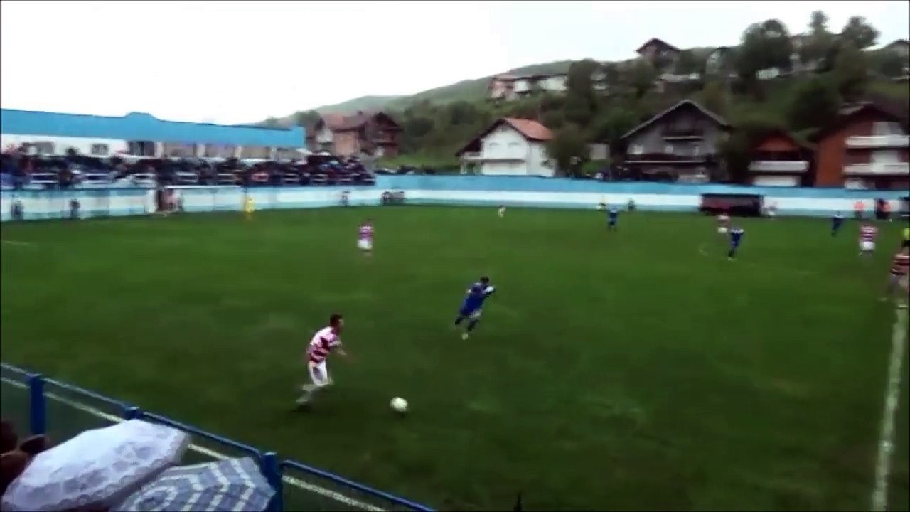 Soccer player loses testicle by strong kick
