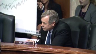 Senator destroys a Trump EPA nominee unable to acknowledge facts (VIDEO)
