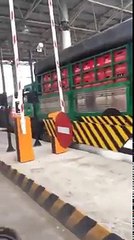 BOT Mới 14 8 l Trạm thu phí BOT Cai Lậy đã xã trạm trước quyết liệt của anh em tài xế xe