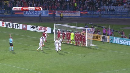 Qualifications Coupe du Monde 2018 - Lewandowski marque sur un coup franc indirect dans la surface !