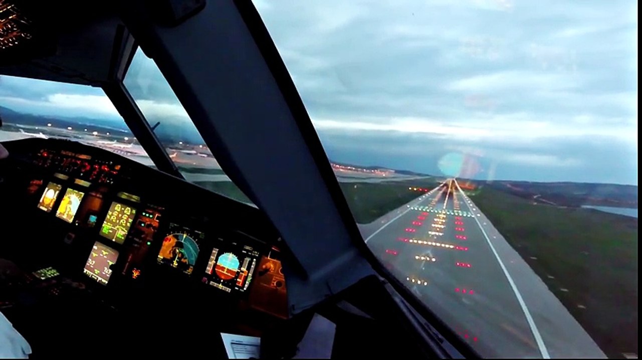 COCKPIT VIEW Airbus A320