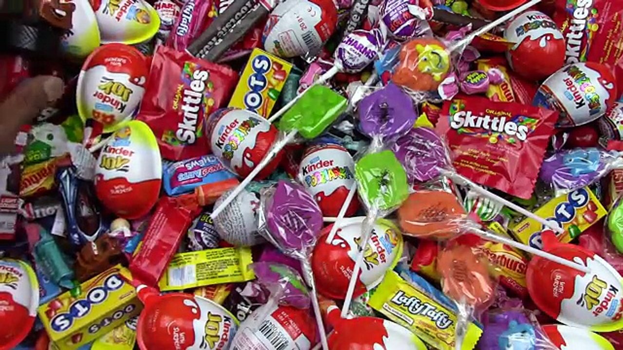 Do You Like Broccoli? Yes I Do Super Simple Song - A lot of Candy New Lollipops Party in My Tummy