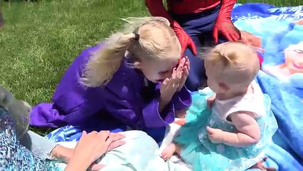 Spiderman and Elsa vs Piñata Supergirl flies to space Green spiderman is magic and snow white