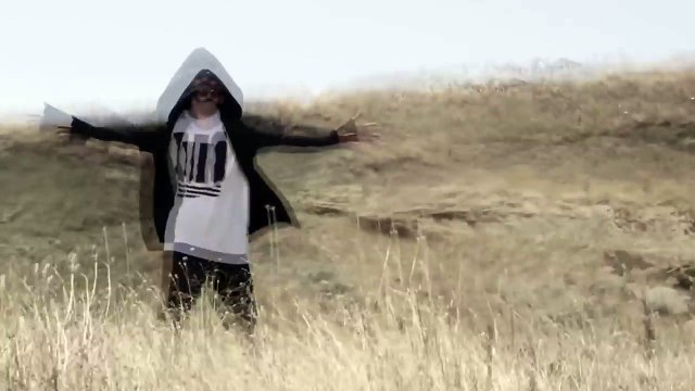 Xir feat. Şebnem Keskin - Yer Çekimi x Sözler (Official Video)