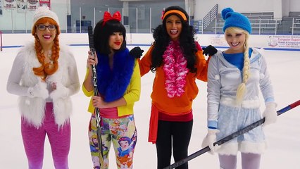 Princess Ice Skating Challenge with Elsa, Snow White, Anna, & Moana. Totally TV