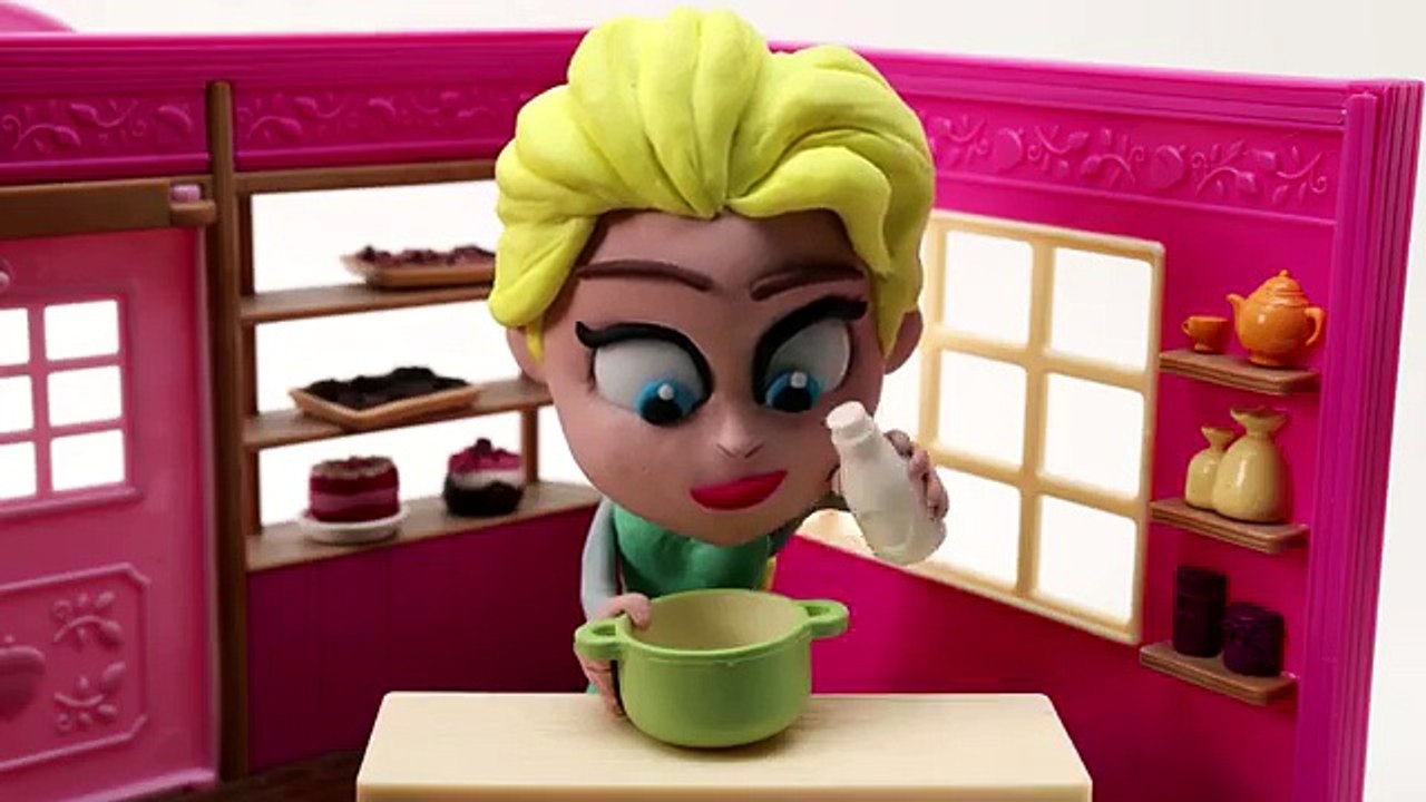 Does Elsa Eat Too Much? Play-Doh Disney Frozen Movie Clips Best Stop-Motion videos