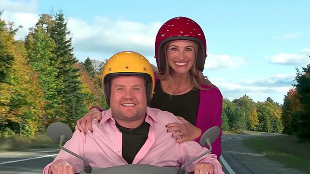 Julia Roberts Recreates Her Iconic Film Roles With James Corden | THR News