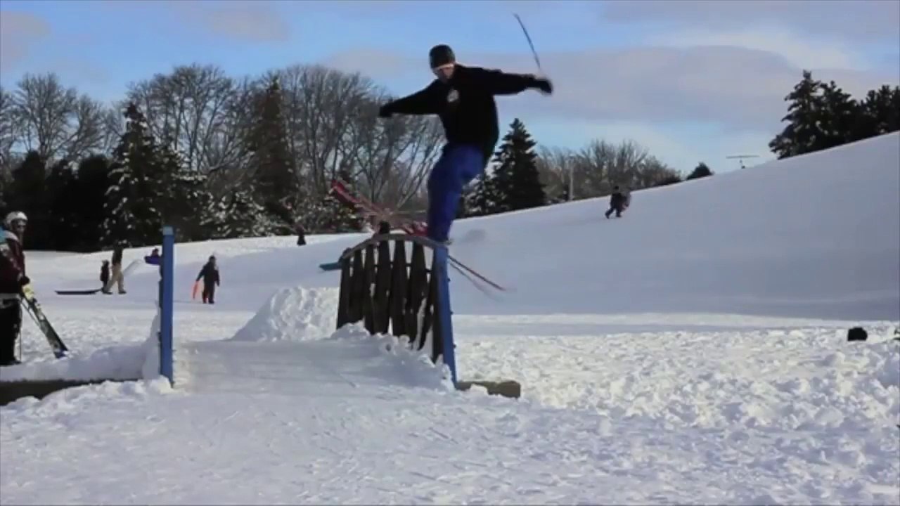 OUCH!-PAINFUL SNOWBOARD FAILS【Video Pizza】