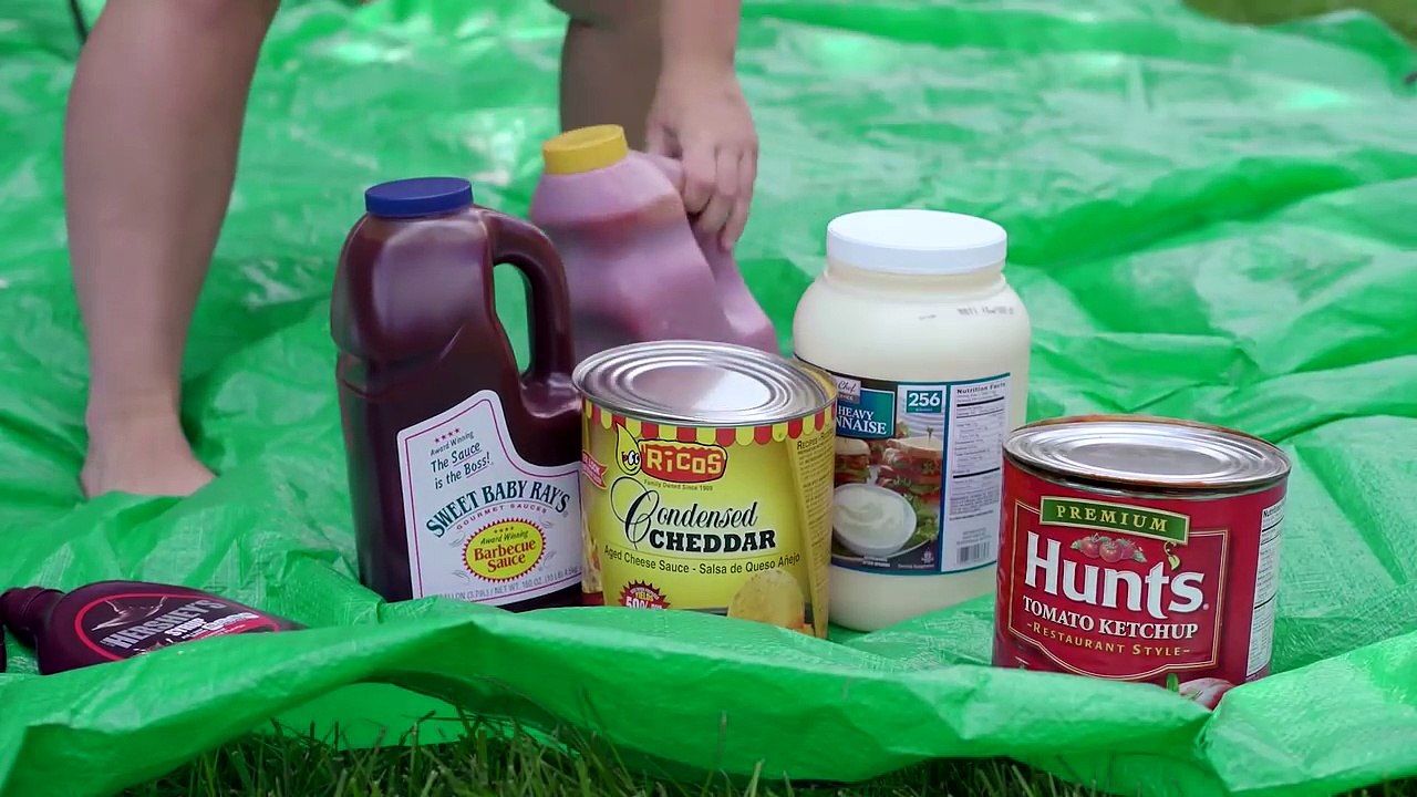 MESSY SAUCE SHOWERS CHALLENGE