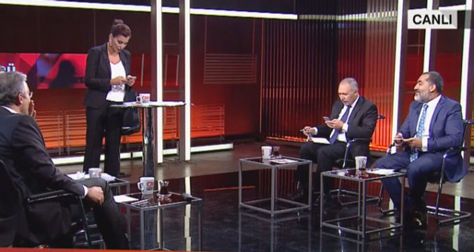 Abdülkadir Selvi Canlı Yayında Trollendi: Melih Gökçek Ay Sonunda İstifa Edecek