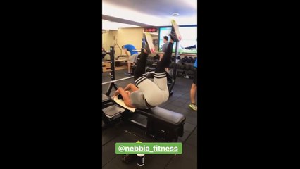 Gracyanne Barbosa - Treino de Deltoides (22_09_2017)-g9miWA2pG2g