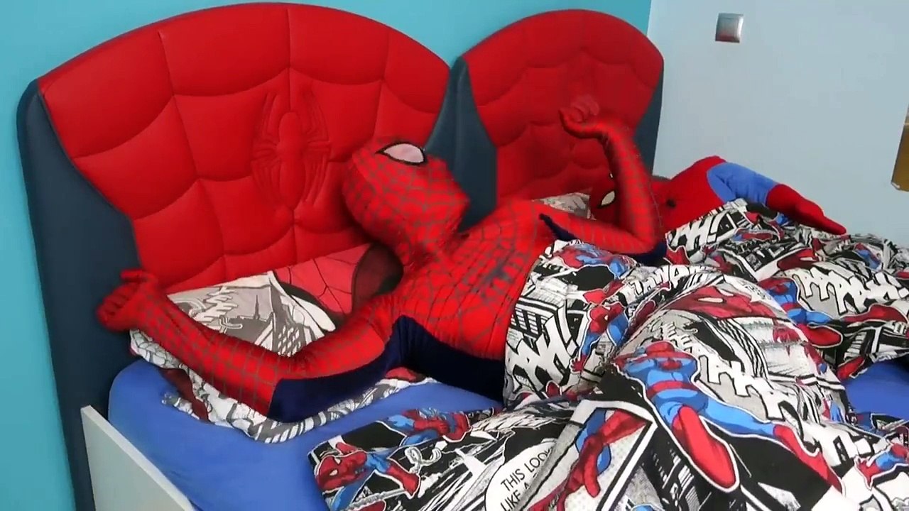 Balls Colors For Kids With Spiderman And Baby - Spiderman can not sleep, why- Check it out!
