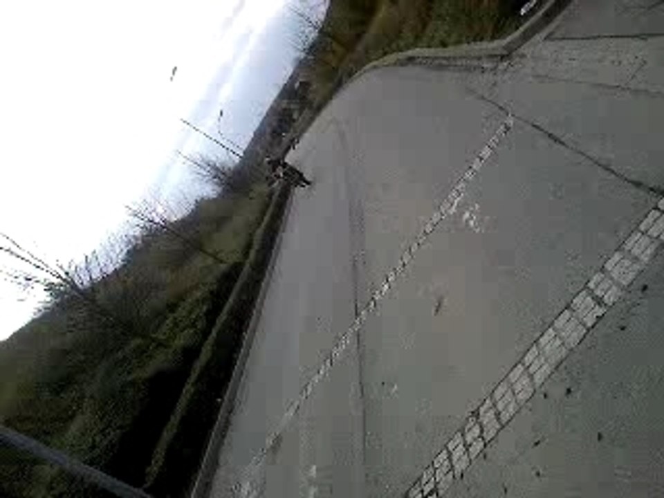 250 ktm en lever de roue avant by lechat