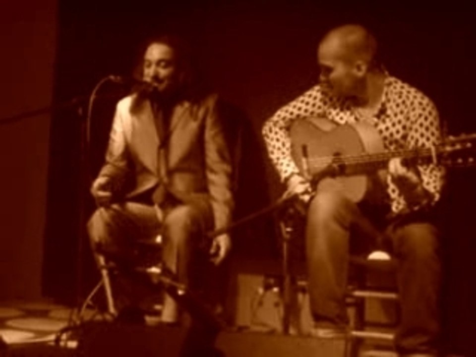 A la guitarra Eduardo cortes y el Coco al cante!!