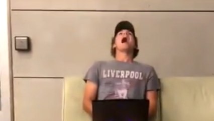 Guy Is An Absolute Pro At Catching Apples With His Mouth, No Matter The Time And Place