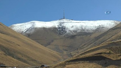 Erzurum'da Yüksek Kesimlere Kar Yağdı, Hava Buz Kesti