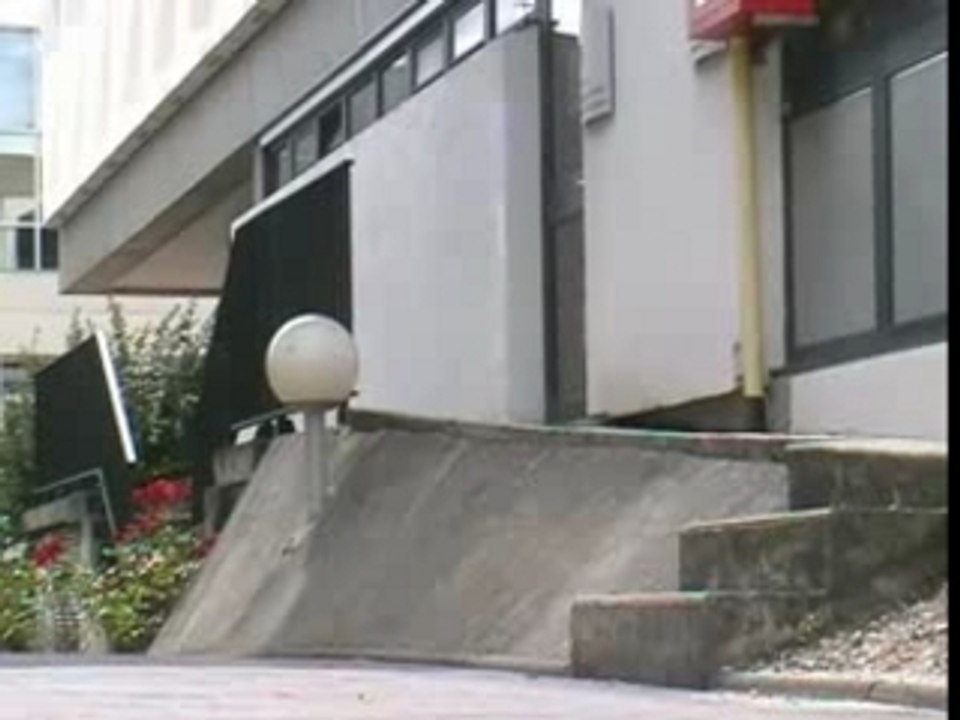 pika wall ride en front et whelling