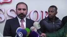Robinho'nun İmza Töreni - Sivasspor Kulübü Başkanı Otyakmaz ve Robinho