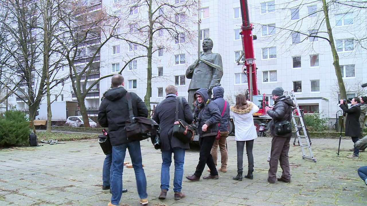 Une statue de Staline en balade à Berlin