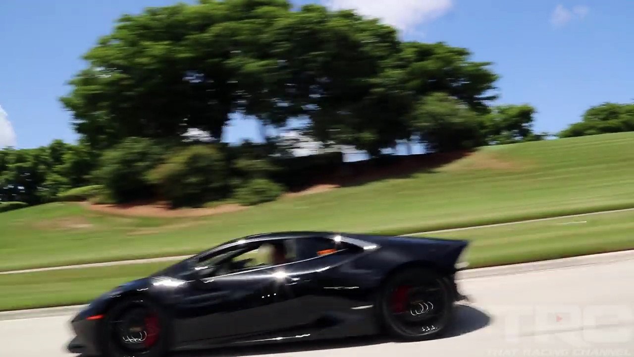 Lamborghini Huracan Surprises Turbo Supra on The Street!