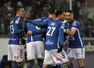 Football : le Racing remporte « un match d’hommes »