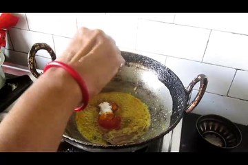cooking Chanar Dalna - ছানার ডালনা - Bengali Style Cottage Cheese Curry - Bengali Veg(niramish) Recipe