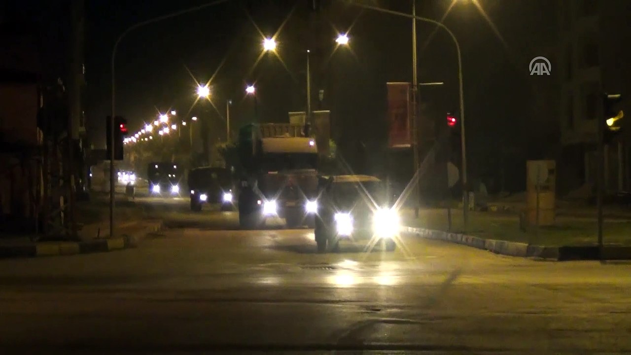 Sınır birliklerine obüs ve tank sevkiyatı yapılıyor (2) - HATAY