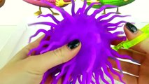 CUTTING OPEN AWESOME Squishy TOYS LION Guard, Stress Splat Balls, Monkey, SLIME! Whats Inside