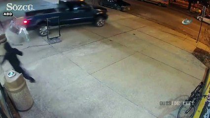 Kamyonetle girdiler, ATM’yi götürdüler