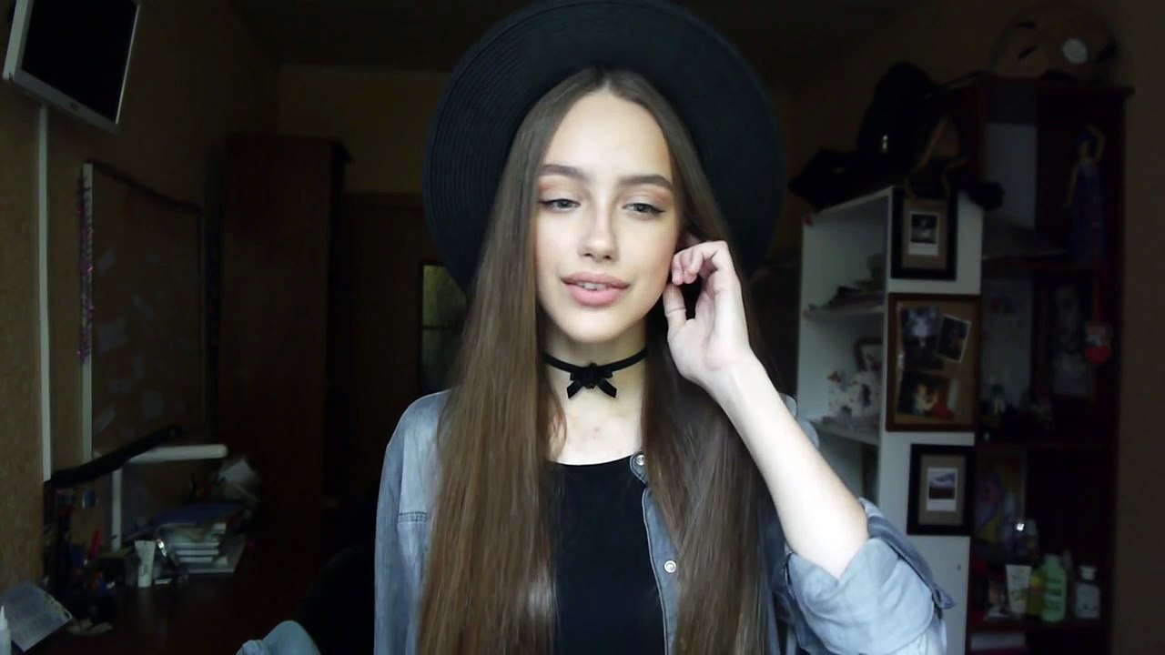 18+ Худая девочка и её покупки ♡