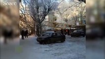 Rusya'da bir evin üzerine kule vinci düştü: 1 ölü 2 yaralı