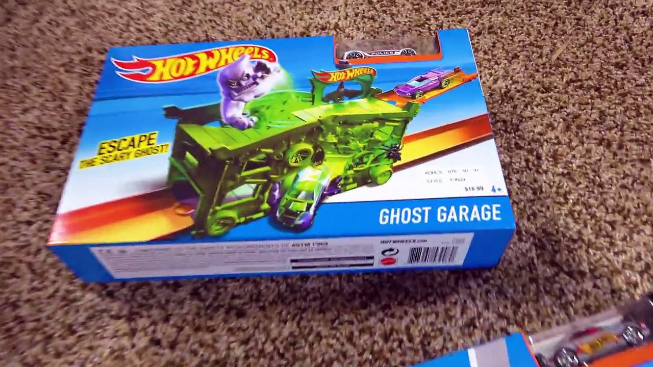 Cars for Kids   Hot Wheels GHOST GARAGE Fast Lane Playset   Fun Toy Cars for Kids Pretend Play