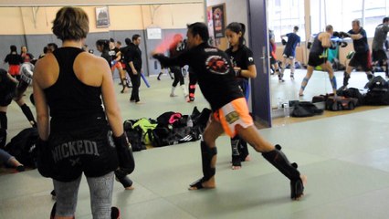 Ajarn Pha : un célèbre entraîneur de Muay-Thaï à Chalon